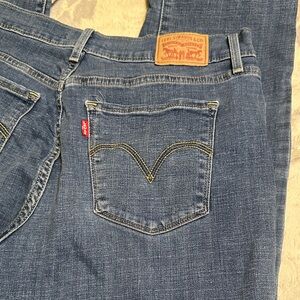 105. Levi's Women's Straight Leg Denim Jeans